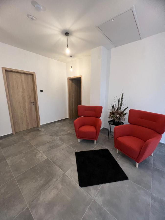 Hobiti Apartman - Frodo Černá v Pošumaví Zewnętrze zdjęcie